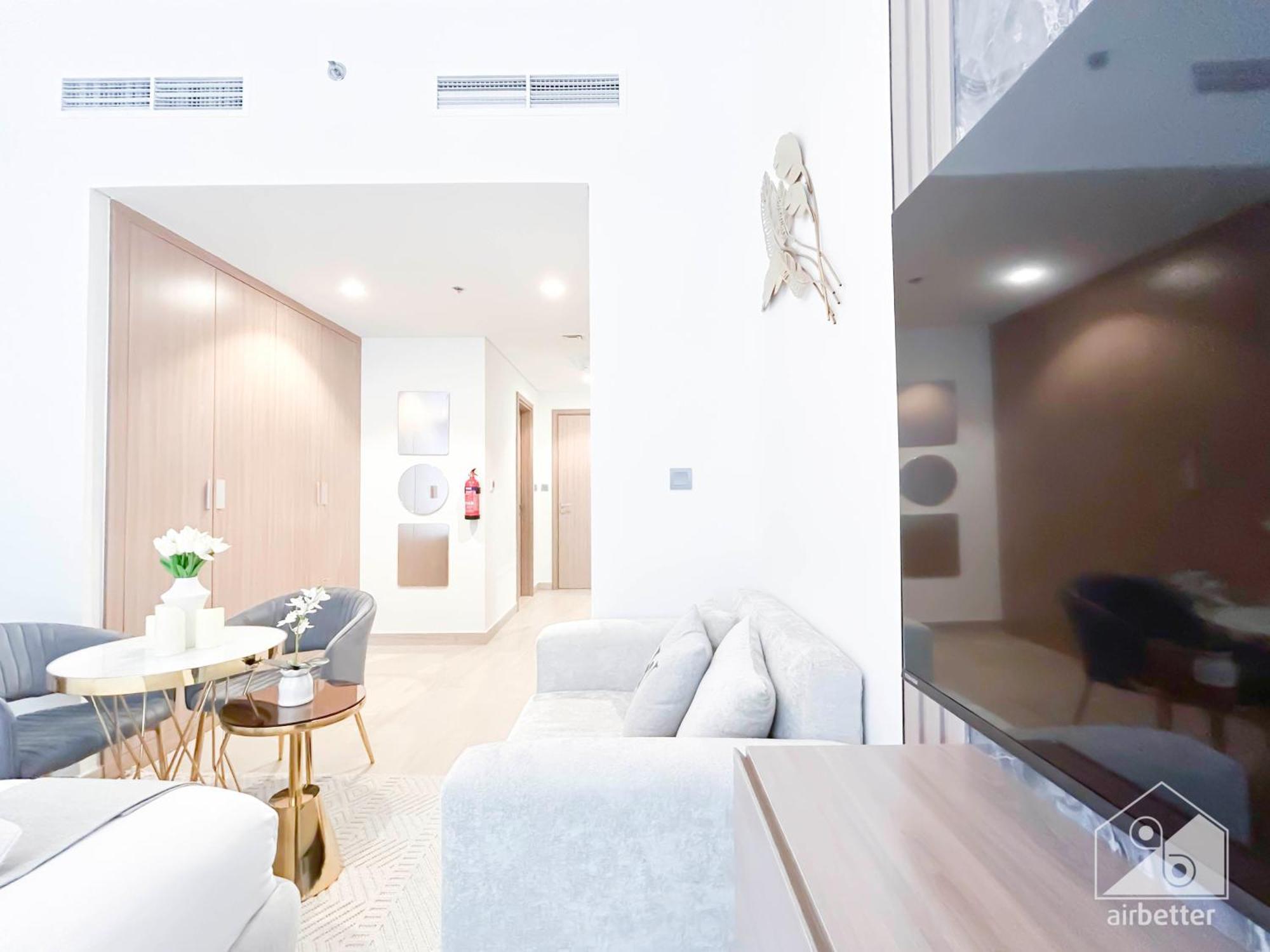 Charming Studio With Balcony In Azizi Riviera Dubái Exterior foto